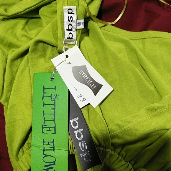 Cute open back blouse - Picture 3 of 3